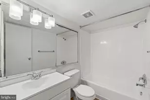 424 Meadowview Ln, Mont Clare, PA 19453 - Photo 20