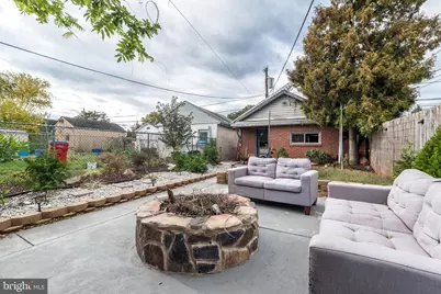 725 Noble Street, Norristown, PA 19401 - Photo 38