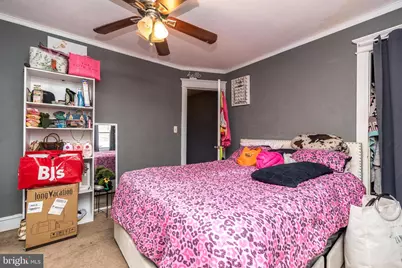 725 Noble Street, Norristown, PA 19401 - Photo 24