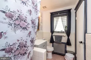 725 Noble St, Norristown, PA 19401 - Photo 30