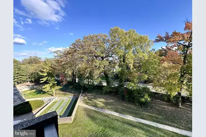 1001 City Avenue #W-405, Wynnewood, PA 19096 - Photo 4