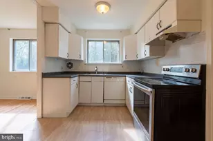 1558 Specht Pl, Lansdale, PA 19446 - Photo 10