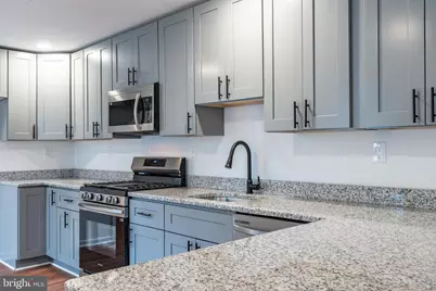 32 E Elm Street, Norristown, PA 19401 - Photo 8