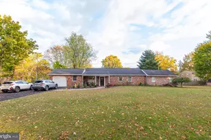 1315 Deer Run Rd, Hatfield, PA 19440 - Photo 2