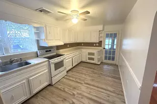 625 Grove St, Bridgeport, PA 19405 - Photo 8