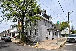 563 King St, Pottstown, PA 19464 - Photo 2