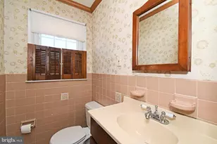 145 Colonial, Norristown, PA 19403 - Photo 20