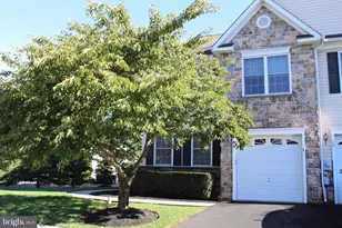 15 Ryan Ct, Telford, PA 18969 - Photo 2