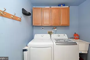 906 N Trooper Rd, Eagleville, PA 19403 - Photo 32