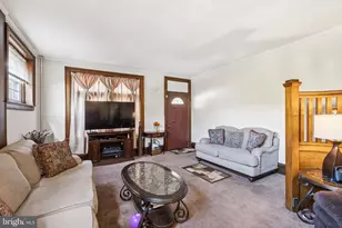 28 W Freedley St, Norristown, PA 19401 - Photo 6