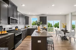 33 Anderson Dr, Bridgeport, PA 19405 - Photo 6