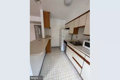 42 Conshohocken State Road #8-D, Bala Cynwyd, PA 19004 - Photo 16