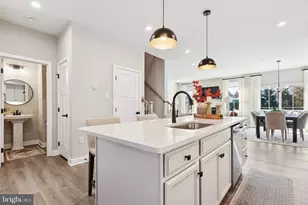 102 Sterling Dr, East Norriton, PA 19401 - Photo 8