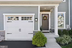 102 Sterling Dr, East Norriton, PA 19401 - Photo 2