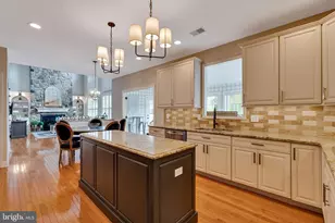 2765 Honeysuckle Ln, Huntingdon Valley, PA 19006 - Photo 12