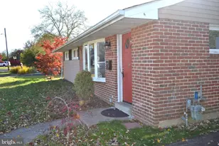 2806 Anzac Ave, Abington, PA 19001 - Photo 2