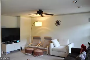 110 Canterbury Ln, Blue Bell, PA 19422 - Photo 4