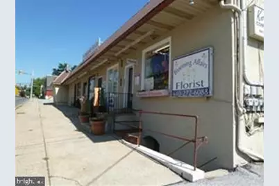 807 Sterigere Street, Norristown, PA 19401 - Photo 2