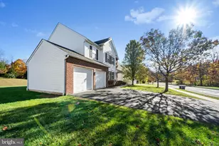 172 Oak Creek Dr, Royersford, PA 19468 - Photo 46