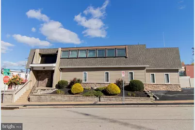 301 Davisville Road, Willow Grove, PA 19090 - Photo 2