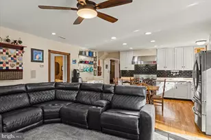 210 E Montgomery Ave, Hatboro, PA 19040 - Photo 20