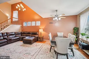 201 Eisenhower Ln, Collegeville, PA 19426 - Photo 4