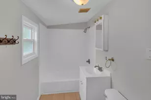 110 Woodlawn Ave, Willow Grove, PA 19090 - Photo 16