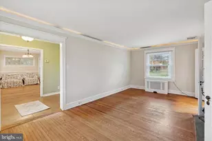 1642 Locust St, Norristown, PA 19401 - Photo 4