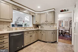 216 Heatherwood Rd, Glenside, PA 19038 - Photo 6