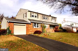 643 Barbara Dr, East Norriton, PA 19403 - Photo 2