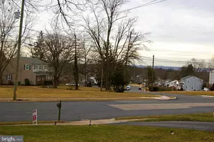 643 Barbara Dr, East Norriton, PA 19403 - Photo 6