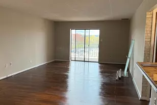 10512 Valley Forge Cir, King of Prussia, PA 19406 - Photo 8