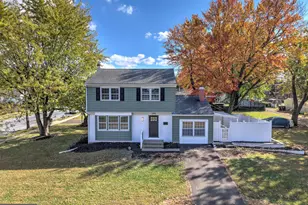 323 Edgewood Ave, Lansdale, PA 19446 - Photo 1