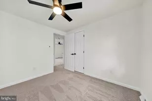 323 Edgewood Ave, Lansdale, PA 19446 - Photo 32