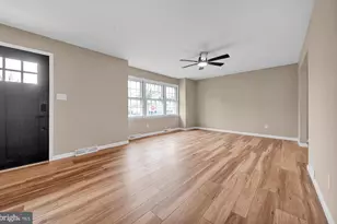 323 Edgewood Ave, Lansdale, PA 19446 - Photo 10