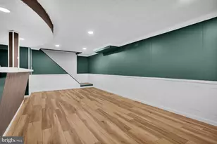 323 Edgewood Ave, Lansdale, PA 19446 - Photo 40