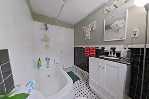 1413 Green Valley Rd, Norristown, PA 19401 - Photo 18