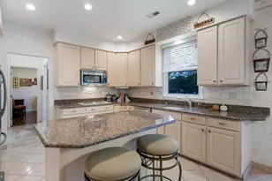 15 Lori Ln, Huntingdon Valley, PA 19006 - Photo 12