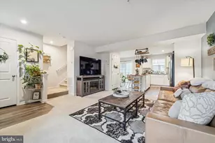 139 Nelson Ln, Pottstown, PA 19464 - Photo 2