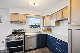 1211 Woodside Rd, Conshohocken, PA 19428 - Photo 16