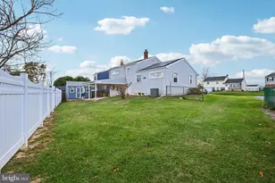 1211 Woodside Rd, Conshohocken, PA 19428 - Photo 32