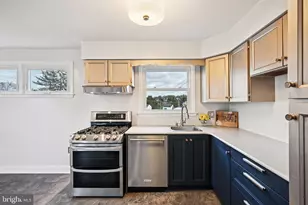 1211 Woodside Rd, Conshohocken, PA 19428 - Photo 14