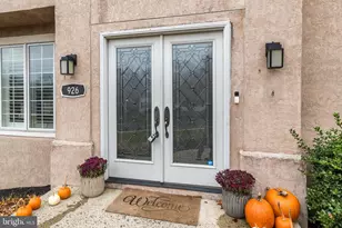 926 Manor Ave, Meadowbrook, PA 19046 - Photo 2