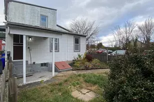64 S Evans St, Pottstown, PA 19464 - Photo 6