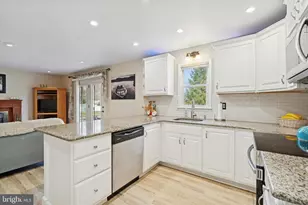 212 Hampton Cir, Gilbertsville, PA 19525 - Photo 12