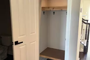 906 Blue Meadow, Norristown, PA 19403 - Photo 8