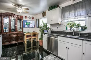 89 Centre, Norristown, PA 19403 - Photo 8