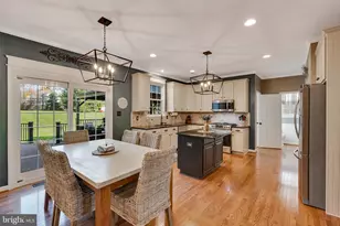 48 Jessica Cir, Schwenksville, PA 19473 - Photo 2