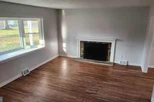 213 Upper Valley Rd, North Wales, PA 19454 - Photo 4