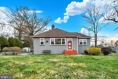 123 Glenwood Avenue, Norristown, PA 19403 - Photo 2